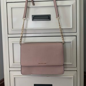Michael kors crossbody